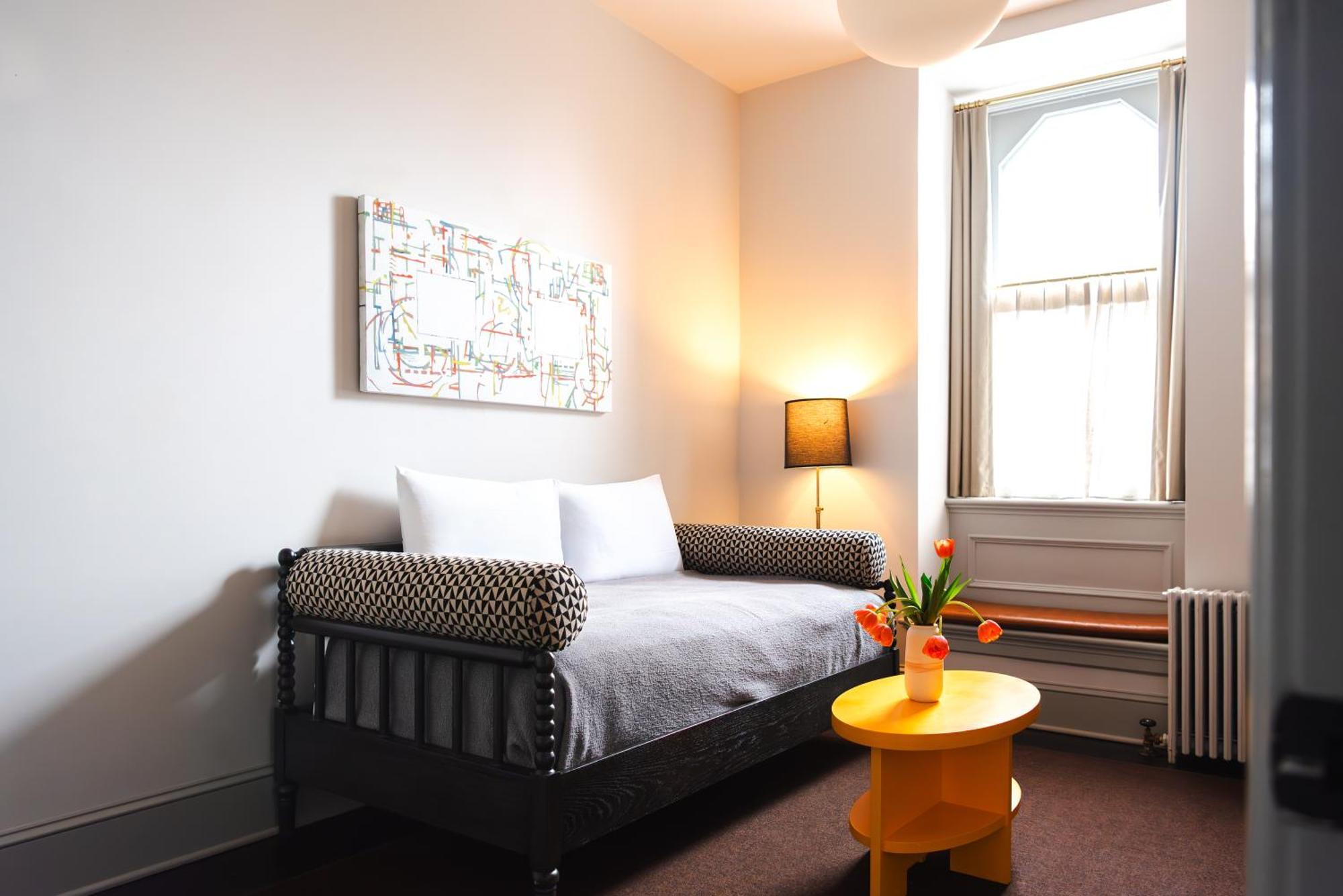 Kinsley Hotel 3*
