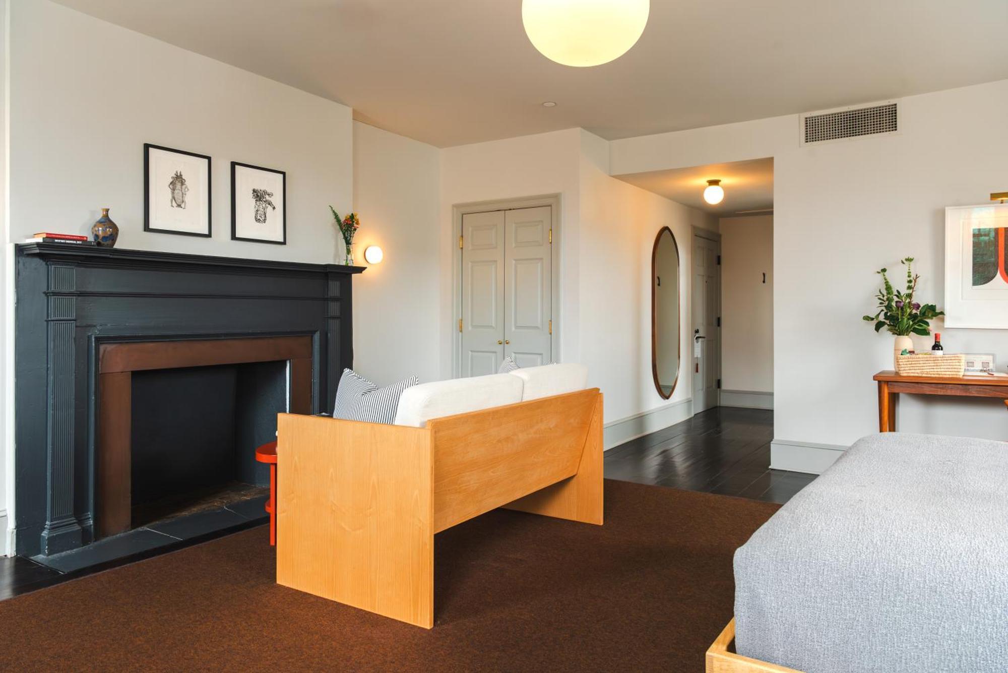 Kinsley Hotel Kingston